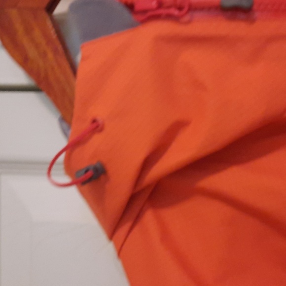 Men's hooded jacket. - Picture 5 of 6